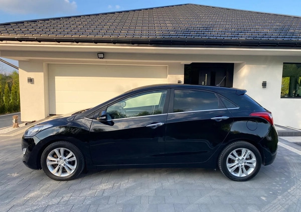 Hyundai I30 cena 33900 przebieg: 225000, rok produkcji 2012 z Pruszcz Gdański małe 254